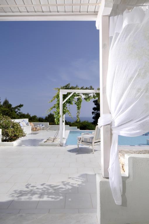 Anemolia Villas With Private Pools Near The Most Beautiful Beaches Of Alonissos Isomata Exterior photo
