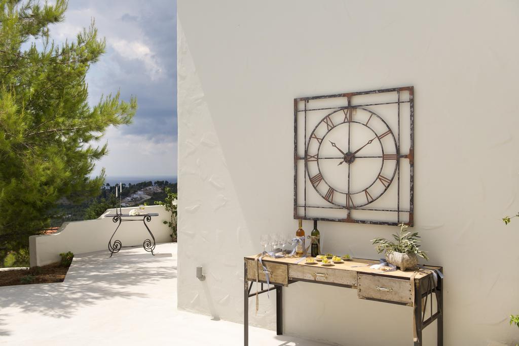 Anemolia Villas With Private Pools Near The Most Beautiful Beaches Of Alonissos Isomata Exterior photo